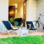Design Free Parking And Wi Fi דירה